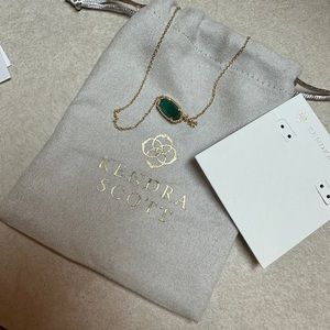 Kendra Scott - Elisa necklace - Gold Emerald Cat’s eye necklace